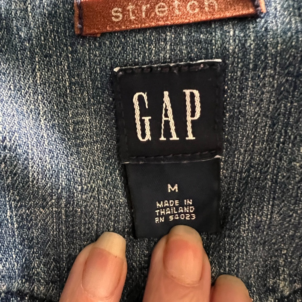 Cropped Gap Jean Jacket